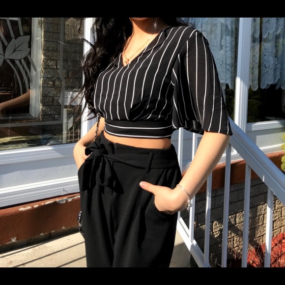 Black and white striped blouse - Picture 2 of 2